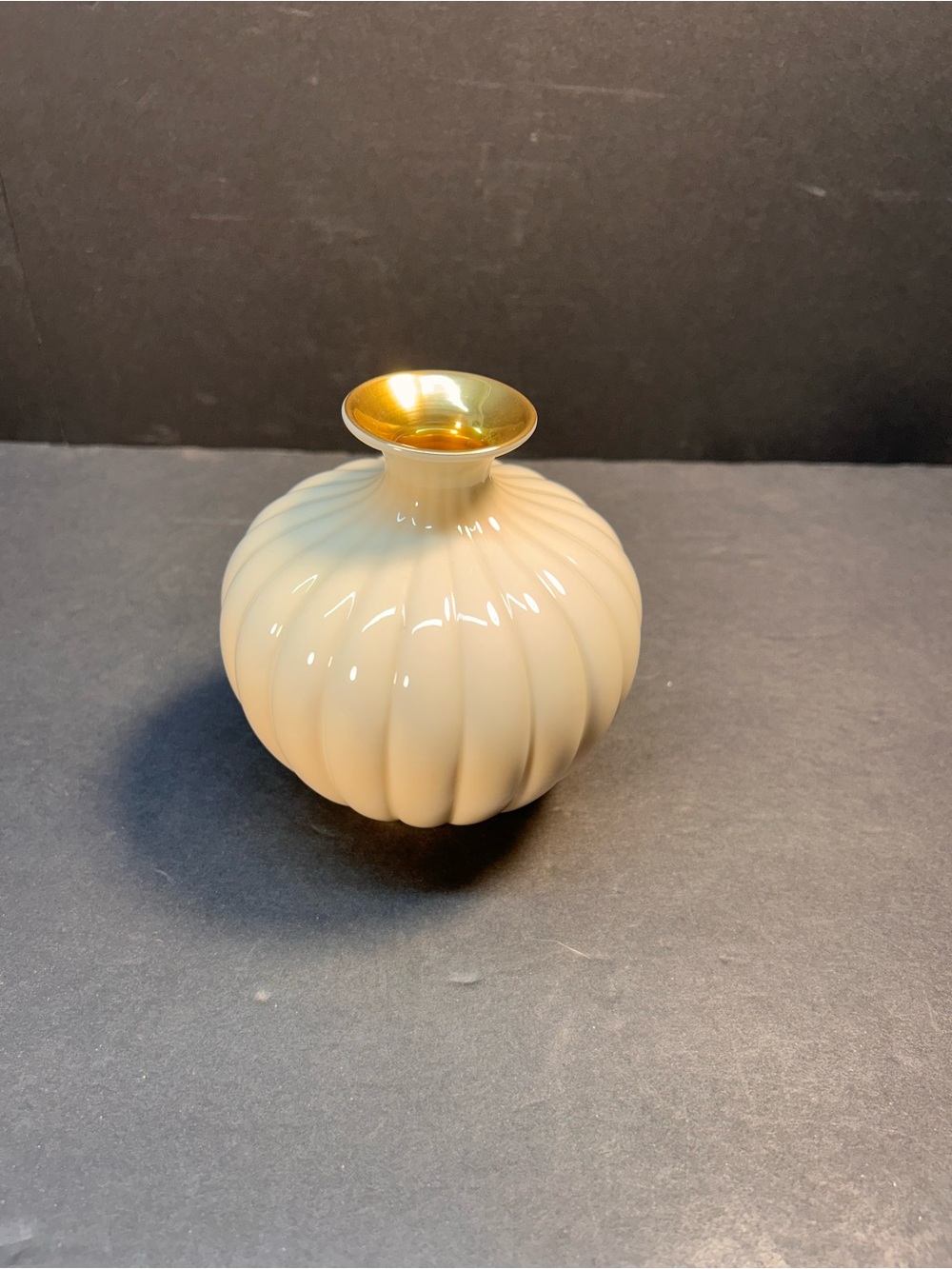 Vintage Lenox Sweetbriar Ribbed Bud Vase Cream Gold Rim 24K